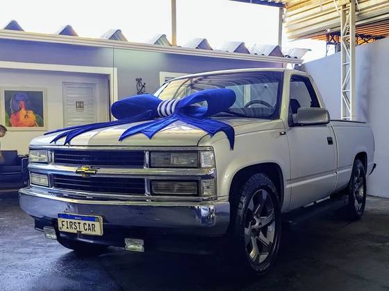 CHEVROLET SILVERADO 4.2 D-20 4X2 CS 18V TURBO INTERCOOLER DIESEL 2P MANUAL